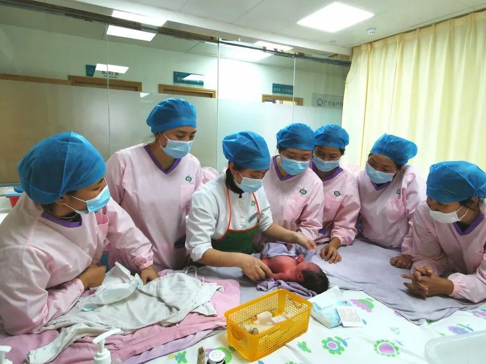 正阳县妇婴监护型护送